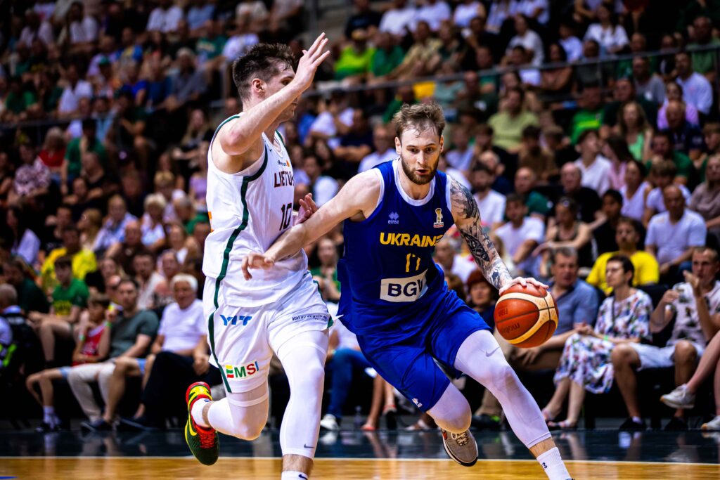 The Ukrainian national team defeated Lithuania in a friendly match.