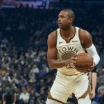 40-year-old NBA veteran signs a $14 million contract with Golden State
