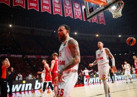 The EuroLeague's top free agent has decided on his future.