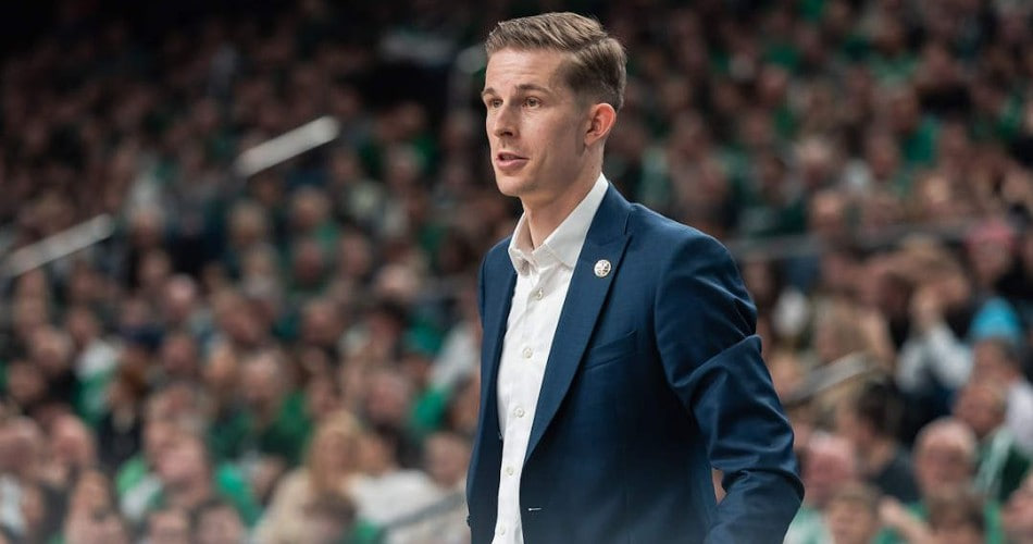 The youngest head coach in EuroLeague history left his position for the NBA.
