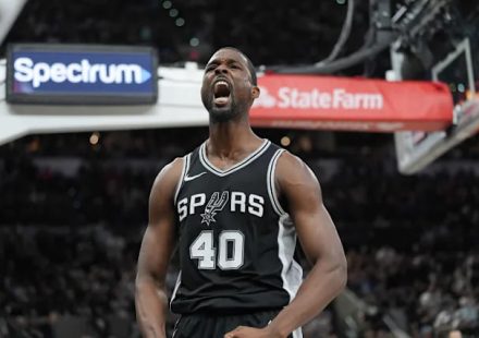San Antonio retained the team's main veteran for a modest sum.