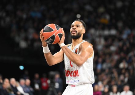 Dubai strengthened its roster with a top EuroLeague point guard