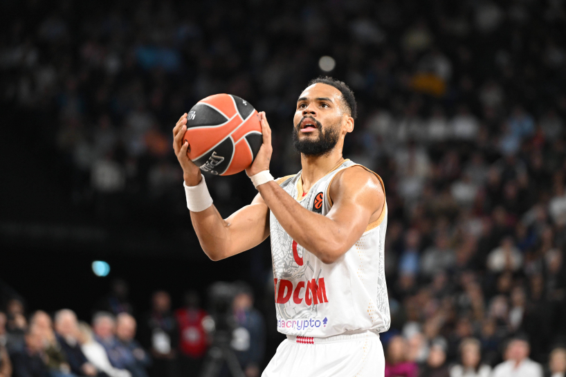 Dubai strengthened its roster with a top EuroLeague point guard
