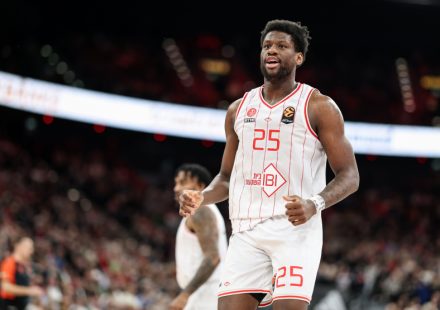 The EuroLeague's top center signed a contract through 2029 after a season with a historic record.