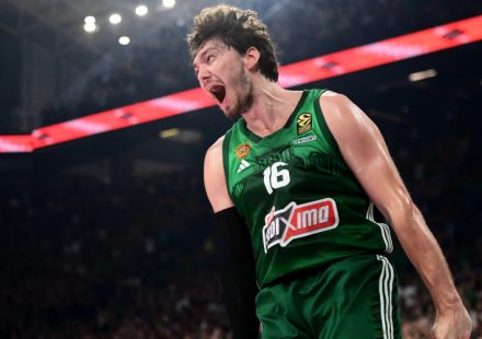 Anadolu Efes has brought back one of the best players in its history to the team.