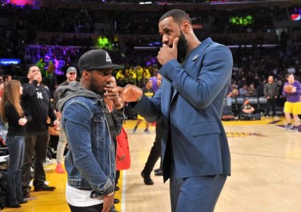 LeBron is choosing between transferring to 10 NBA teams. "Golden State" is not in his top 5 priorities.