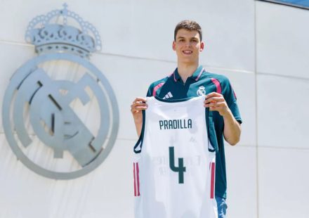 Real spent €11 million to sign the Spanish national team star.
