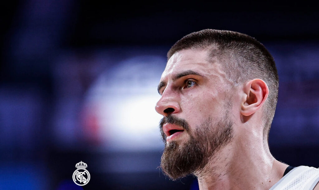 Real Madrid and Alexey Len have agreed to terminate the contract.
