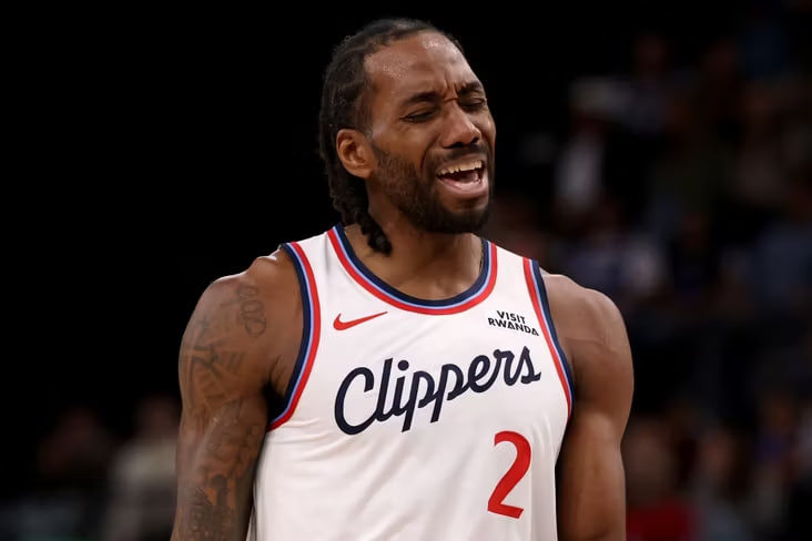 The trade of Kawhi Leonard to Toronto delayed due to NBA investigation