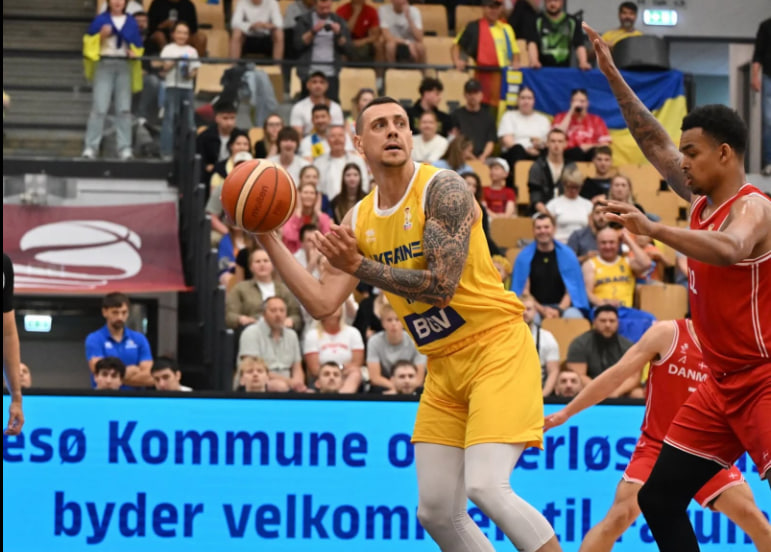 The Ukrainian national team has moved up one position in the updated FIBA rankings.