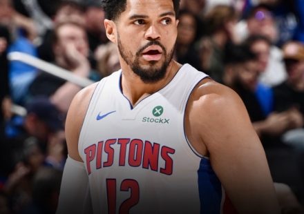 San Antonio strengthened their roster by signing a renowned NBA veteran to a $31 million contract.