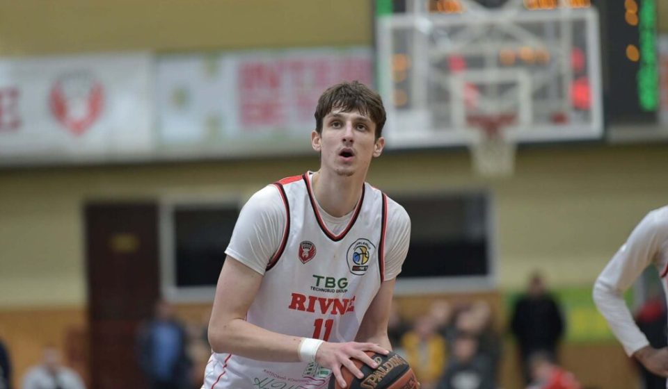 BC Rivne extended the contract with the young big man