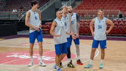 The Ukrainian national team has begun their training camp ahead of the World Cup qualifying matches.