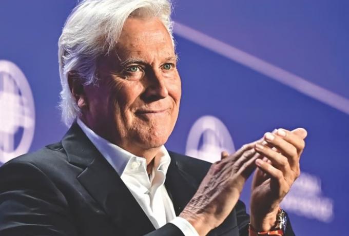 The new owner of the Lakers announced the team's main goal after LeBron James' departure.