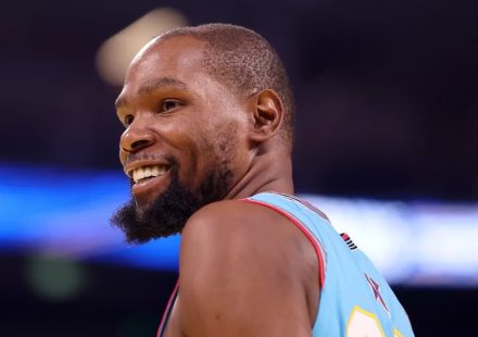 Golden State aims to bring back Kevin Durant and acquire seven other well-known NBA players