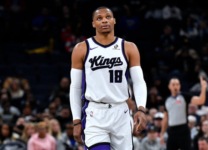 Former NBA MVP in talks with one of Europe's richest clubs