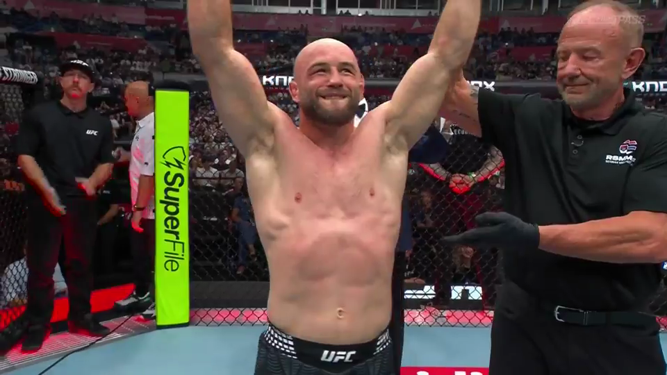 UFC Fight Night 283 screenshot