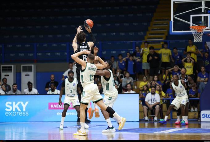 Osman's three-pointer at the last second knocked Panathinaikos out of the Greek Super Cup.
