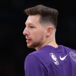 The Knicks signed two well-known NBA free agents and immediately waived six players.