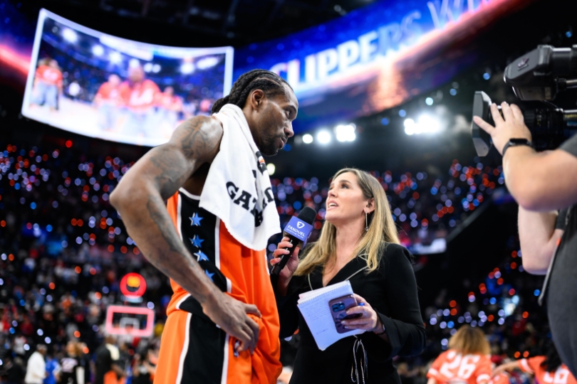 Kawhi Leonard made a brief farewell statement to the Clippers after the controversial trade to Toronto.