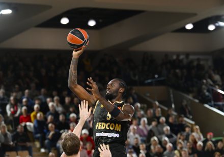 Barcelona has lost their newly signed French player for an extended period.