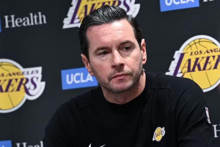 Lakers head coach after losing LeBron: "For the first time in 3 years, the roster is perfectly built."
