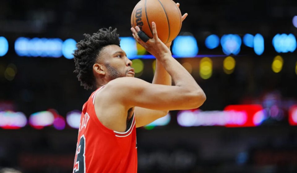 The Knicks waived three players and signed a well-known NBA veteran for a problematic position.